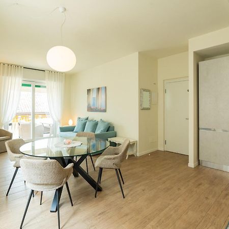 Domus Verona - Ampia Residenza Filippini A Pochi Passi Dall'Arena エクステリア 写真