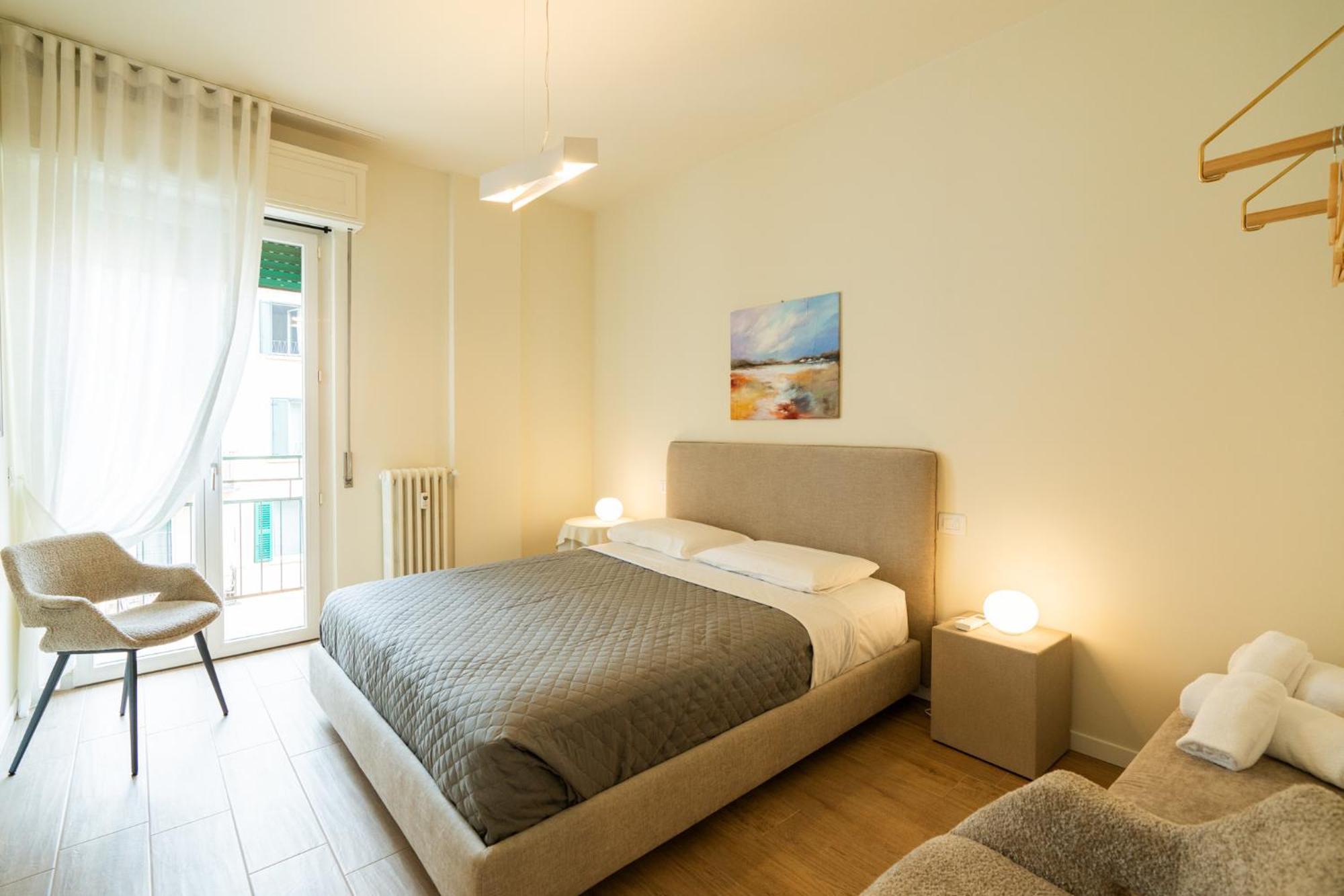 Domus Verona - Ampia Residenza Filippini A Pochi Passi Dall'Arena エクステリア 写真